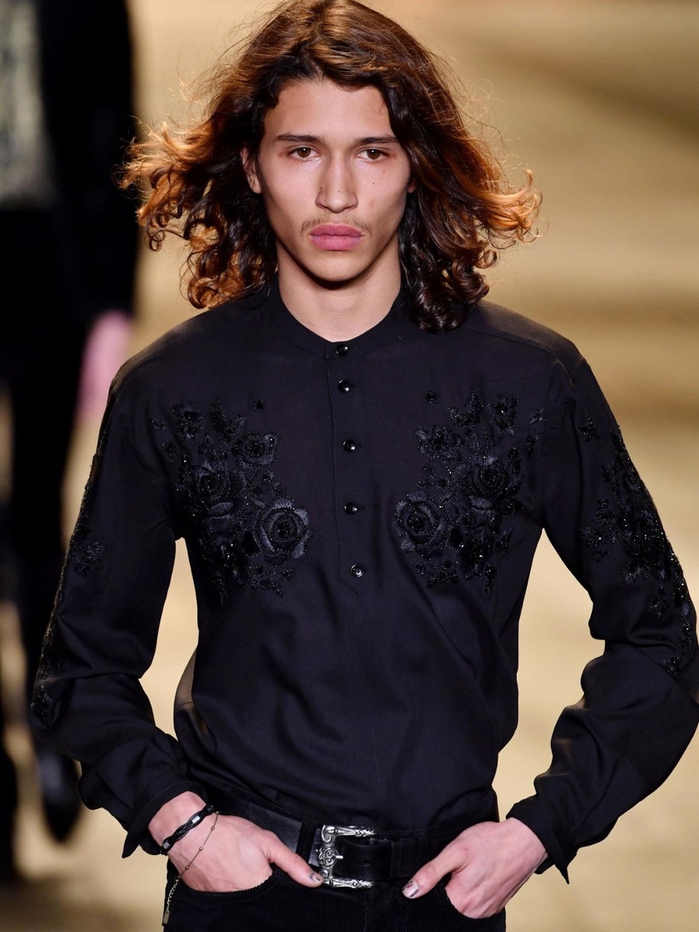 Gorgeous & Rare Saint Laurent Men’s Beaded Floral Runway Shirt Black Size 39 / M